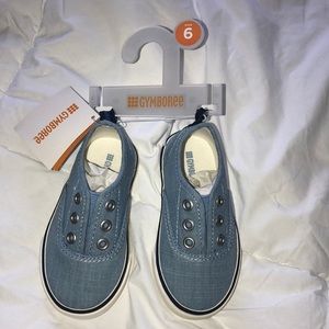 Gymboree boy shoes size 6